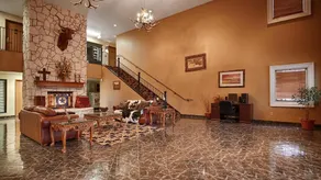 Texan Inn By Oyo Beeville Us-181 - Image 3