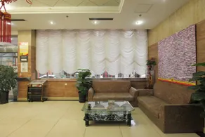 Super 8 Plus Hotel (Beijing Tiananmen Square Qianmen Pedestrian Street) - Image 5