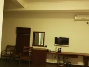 Heqing Tianyi Business Hotel - Image 4