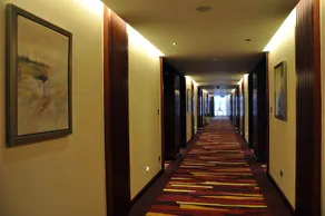 Intercity Hotel - Image 3