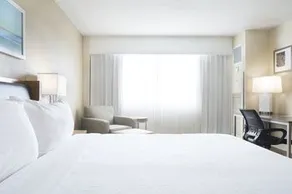 Holiday Inn Palm Beach-Airport Conference Center, An Ihg Hotel - Image 4