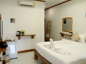 Small Hotel - Image 3