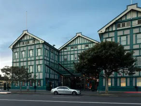 Ovolo Sydney Woolloomooloo, a Wyndham Hotel - Image 3