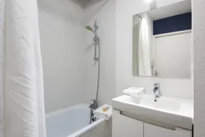 Ténéo Apparthotel Talence - Centre - Image 3