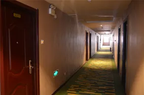 Jinyi Hotel Hohhot Shiyangqiao Jikong Zhongxin - Image 2
