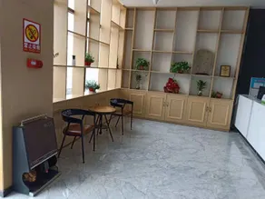 Xana Lite Hotel Jinan Jiyang Everbright City Jibei Park - Image 4