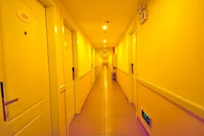 Home Inn Ji'nan Huayuan Road Honglou - Image 3