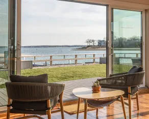 The Shoals Suites and Slips - Image 3