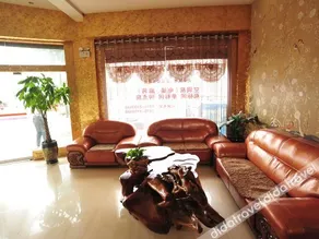 Kaibin Business Hotel - Image 2