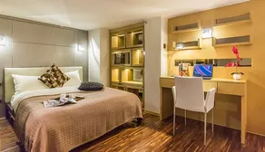 Wanhao Max Hotel (Baoli Zhongda Square Huacheng Square Branch Guangzhou) - Image 2