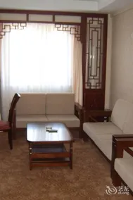 The Qomolangma Hotel - Image 5
