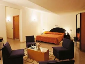 Hotel El Patio - Image 2