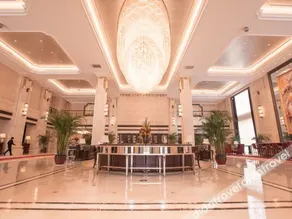 Dragon Dream Hotel - Image 3