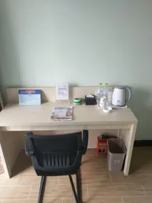 7 Days Premium Chongqing Longtou Temple North Railway Station Hotel - Image 3