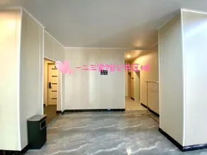 123 Hotel - Image 5