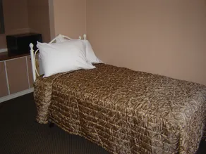 Lucien Motel - Image 5