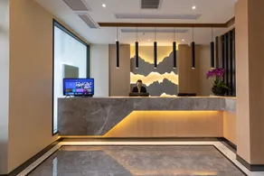 Xinniu Hotel (Chongqing Hua Xi cultural center) - Image 4