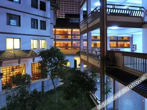 Longquan Nanguo Garden Hotel - Image 2