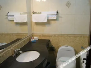 Homeinn Ripple Yun Hotel (Mishan Xingya Times Square) - Image 4