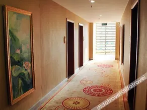 Minzu Hotel - Image 3