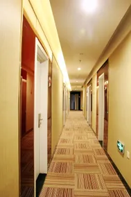 Shell Hotel Qingdao Beer Street Taitung Subway Station - Image 3