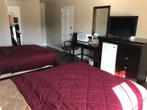 Rodeway Inn Redding - Image 3