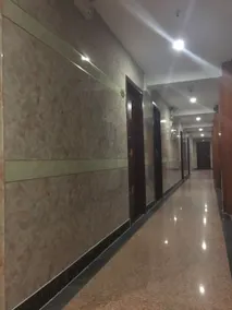 Golden Leaf Hotel - Image 4