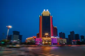 Jing Cheng Hotel - Image 5