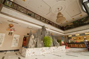 Super 8 Ji'ning Rencheng Avenue - Image 3