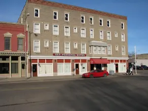 Old National Hotel - Image 1