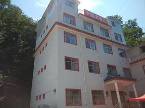 Longxuwan Liyuan Farmhouse - Image 3