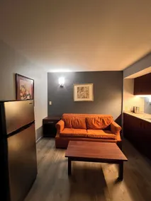 BlissPoint Inn & Suites, Northwood - Image 2