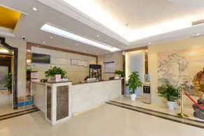 Wanxing Yiyun Hotel - Image 3