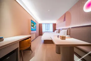 Orange Hotel Qingdao Licun Pedestrian Street - Image 4