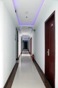 Greenland Express Hotel - Image 1