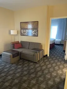 TownePlace Suites by Marriott Grand Rapids Airport Southeast - Image 5