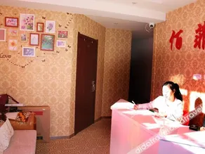 Baifeite Theme Hotel - Image 5