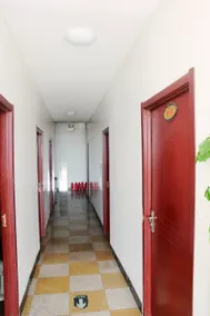 Xinqiao Business Hotel - Image 4