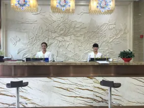 Man Cheng Hotel - Image 2