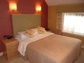 The Windmill Inn - Image 3