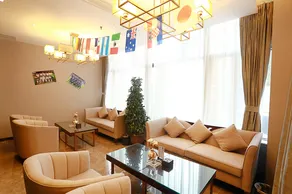 Chengdu Xinshenghao Hotel (Chengdu Longquan Auto City Theme Park Branch) - Image 2