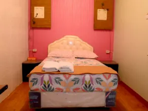 Mojokerto Guesthouse - Image 5