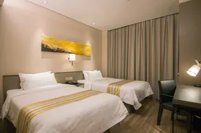 Homeinn Plus Beijing Chongwenmen subway station Tongren Hospital - Image 2
