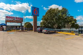 Motel 6 Temple - South - Image 3