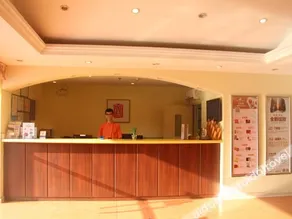 Home Inn (High-tech Development Zone) - Image 4