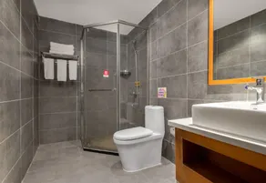 Milan Theme Hotel - Image 5