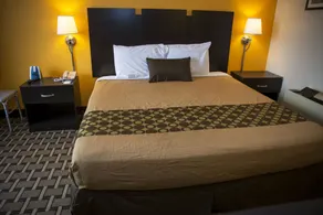 Ahoskie Inn - Image 3