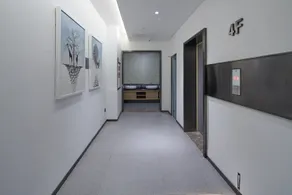 Vyluk Hotel Chongqing Guanyinqiao - Image 3