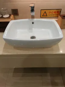 Guanzhong Hotel - Image 4