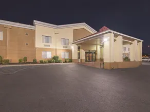 MainStay Suites Decatur River City - Image 3